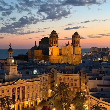 Skyline - Penthouse With 50m2 Private Terrace And Stunning Views Appartement Cádiz