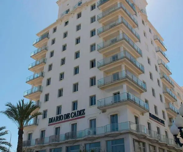 Skyline - Penthouse With 50m2 Private Terrace And Stunning Views * Cádis