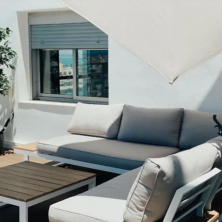 Skyline - Penthouse With 50m2 Private Terrace And Stunning Views