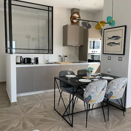 Apartment Skyline - Penthouse With 50m2 Private Terrace And Stunning Views